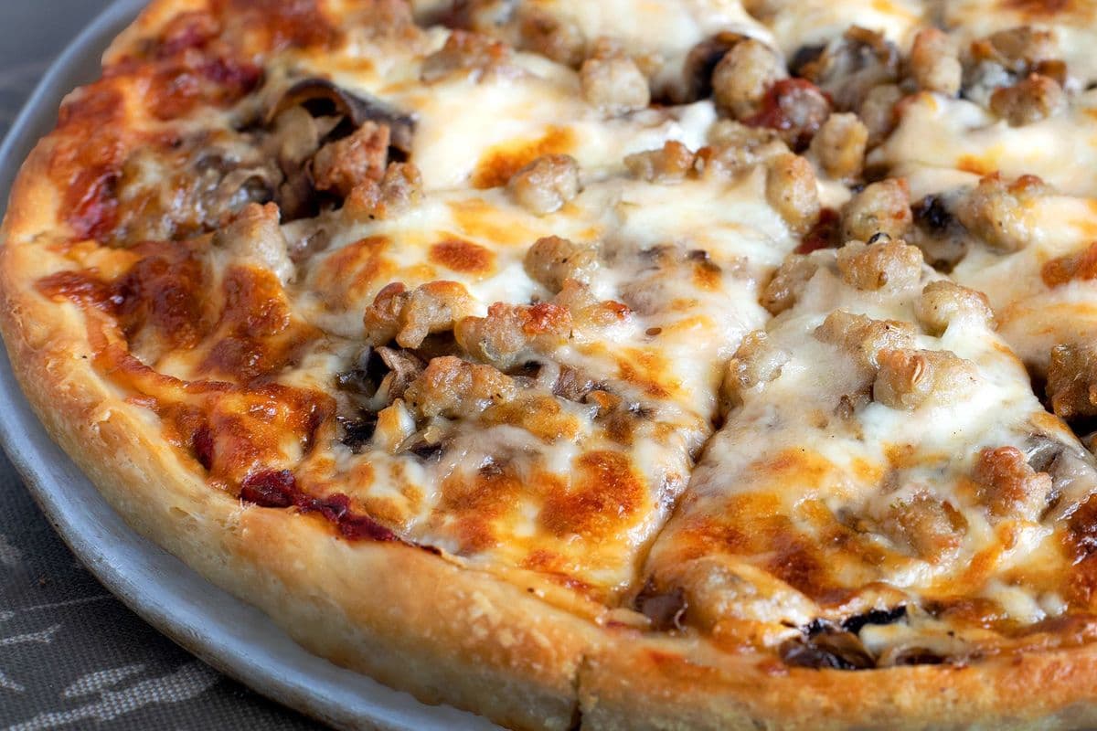 #12 Italian Sausage and Mushrooms Pizza