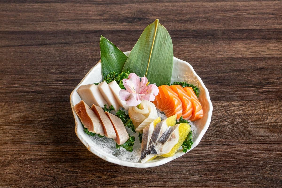 UE3. Sashimi (15 pcs) Combo