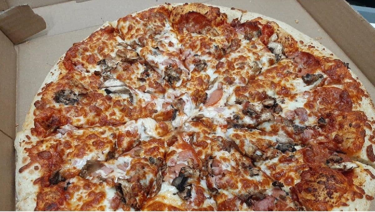 Extra Large The Classic Pizza