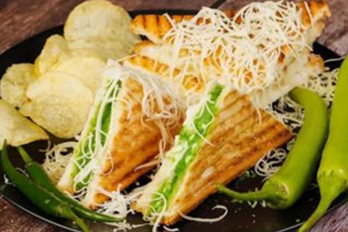 Cheese Chutney Grill Sandwich