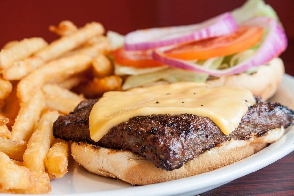 Sultan Cheese Burger (1/2 lb)