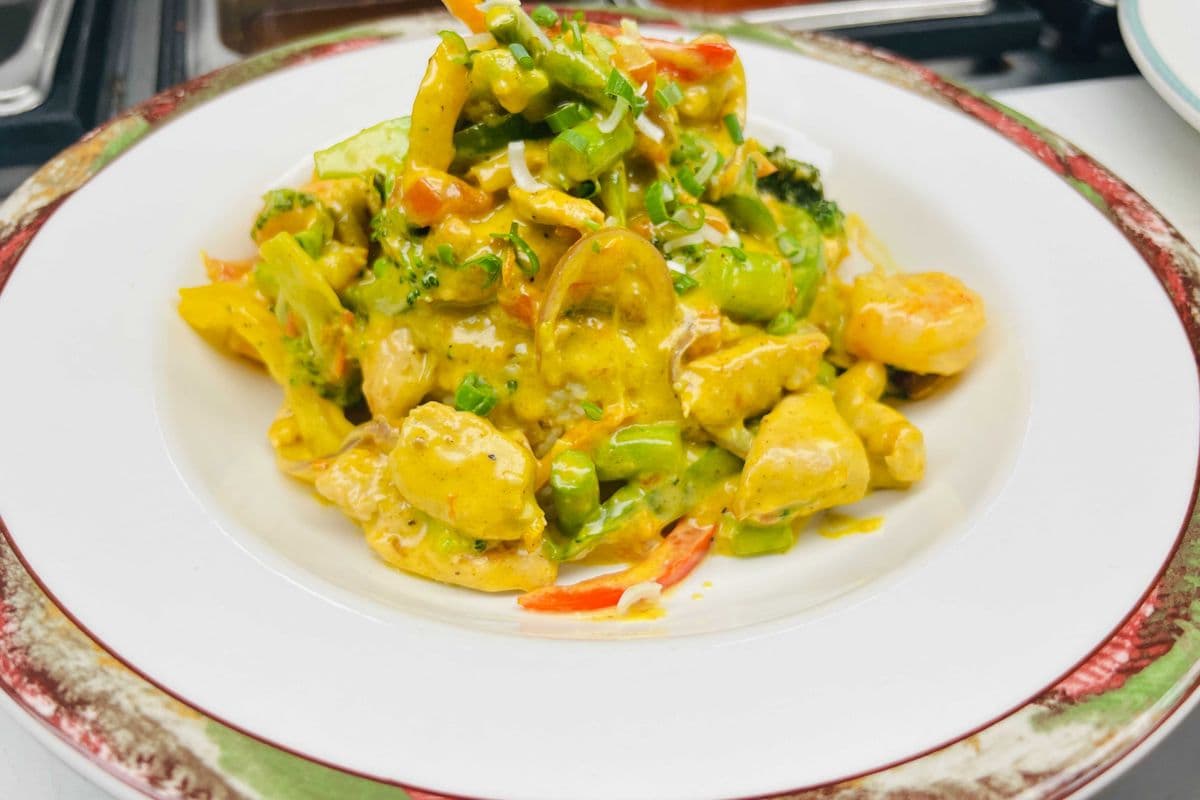 Shrimp and Chicken Rice Bowl