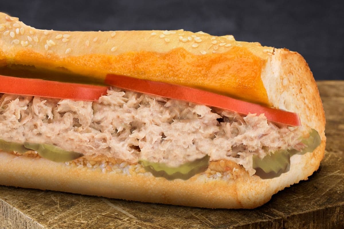 9" Signature Tuna Sub