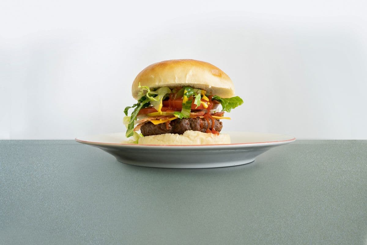Deluxe Burger