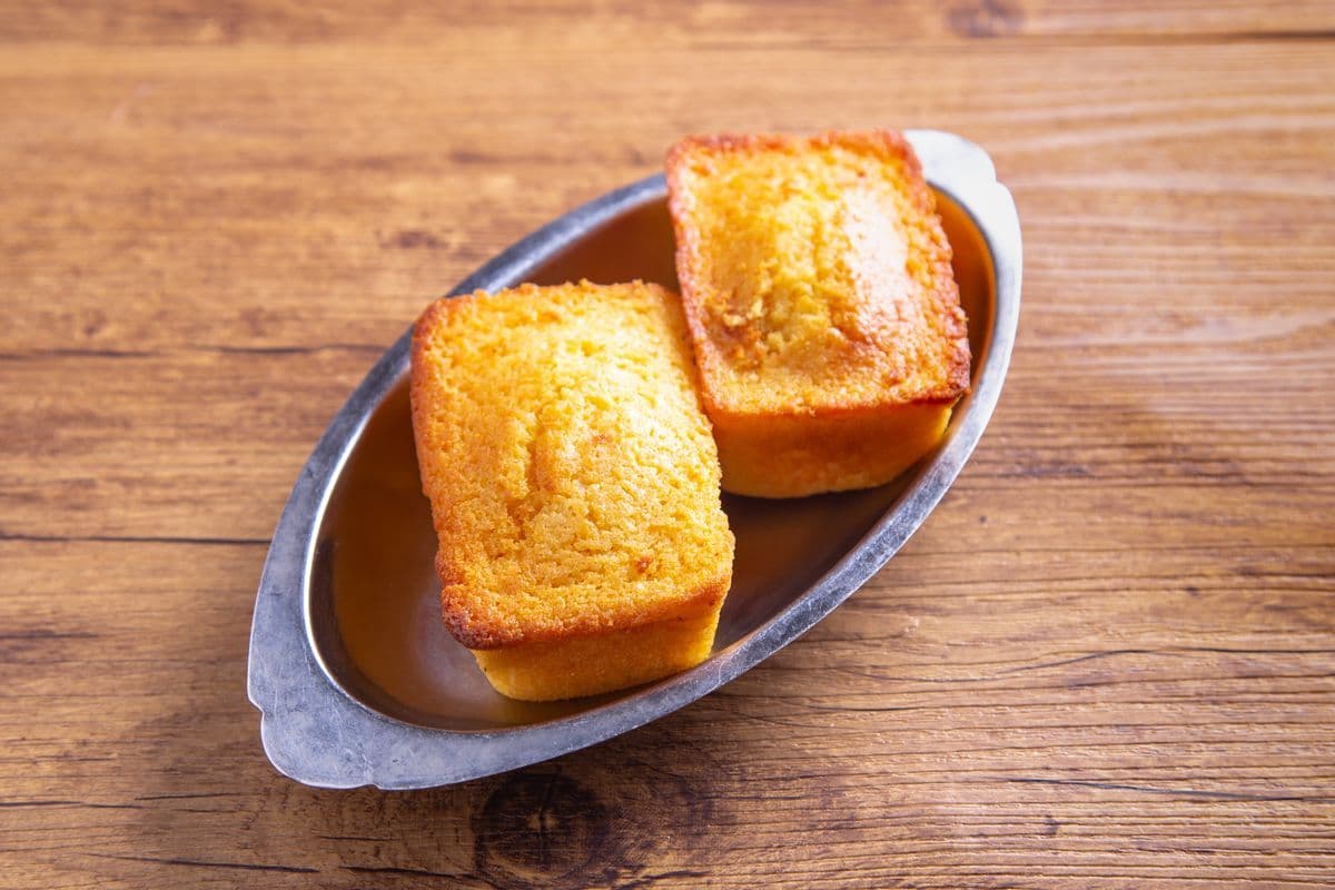 Corn Bread (2 pcs)