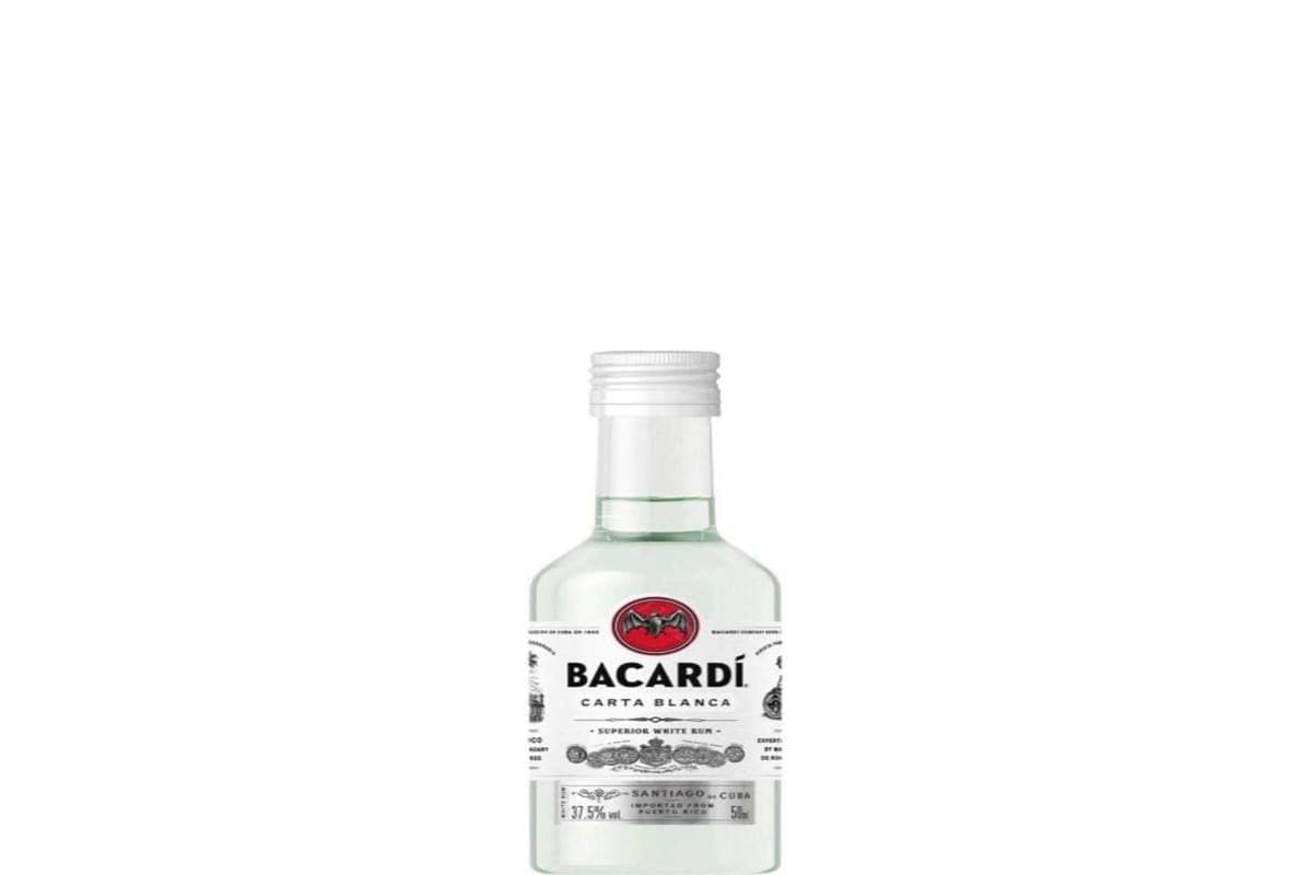Bacardi Superior White Rum (1 x 50ml)