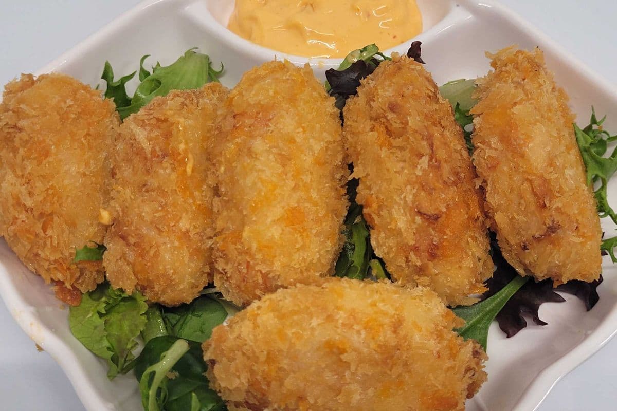 B16. Creamy crab croquettes 6pcs