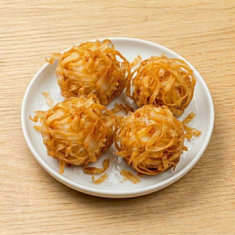 Crispy Fried Shrimp Balls / 金絲蝦丸