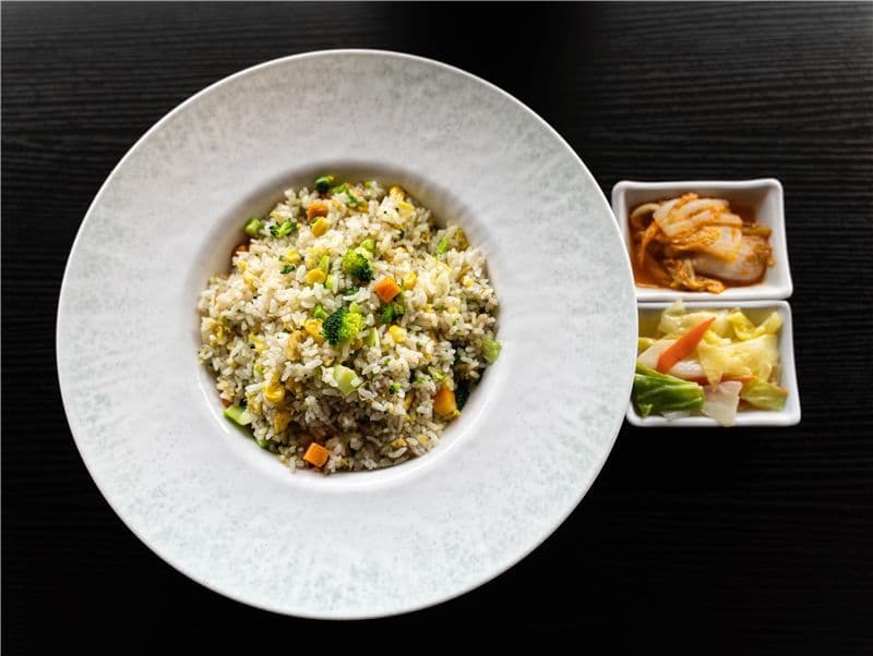 H03 Vegetable Egg Fried Rice H03 素食蛋炒飯