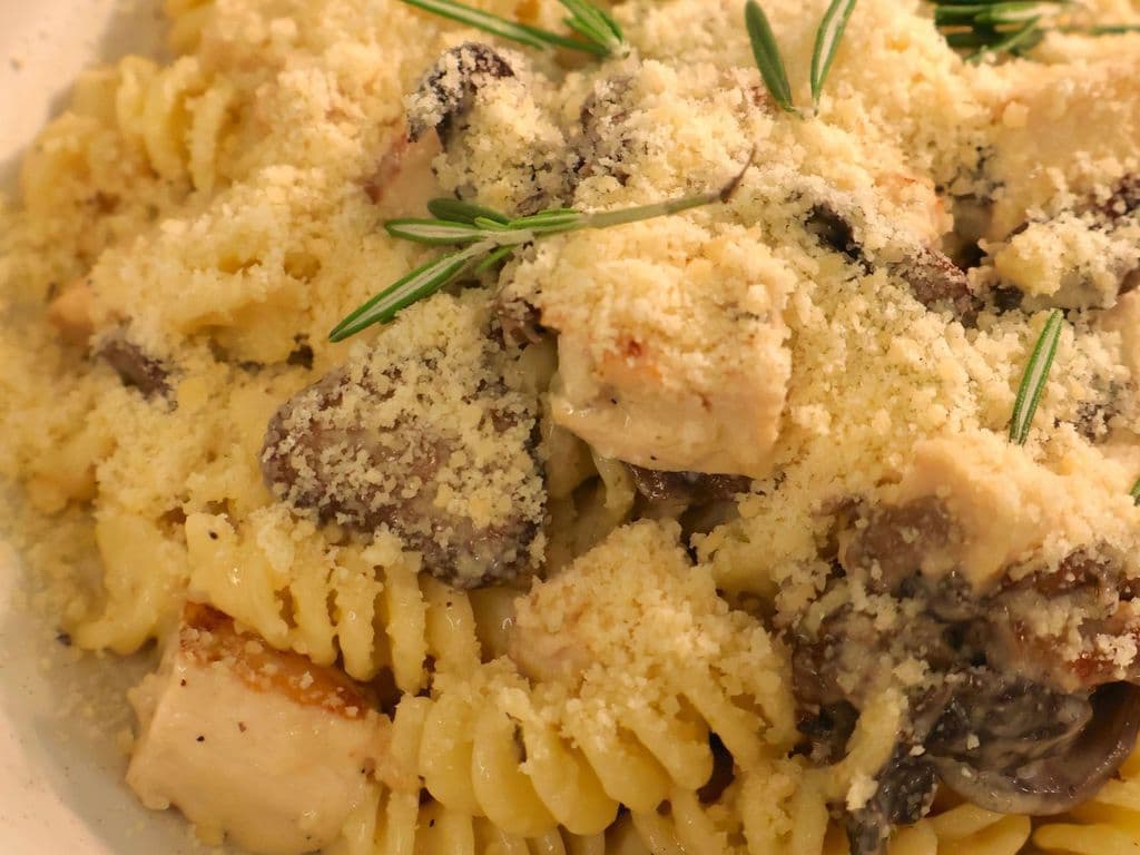 Chicken & Mushroom Fusilli