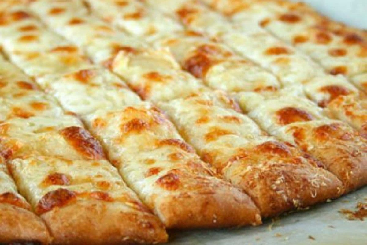 Small Garlic Cheese Fingers