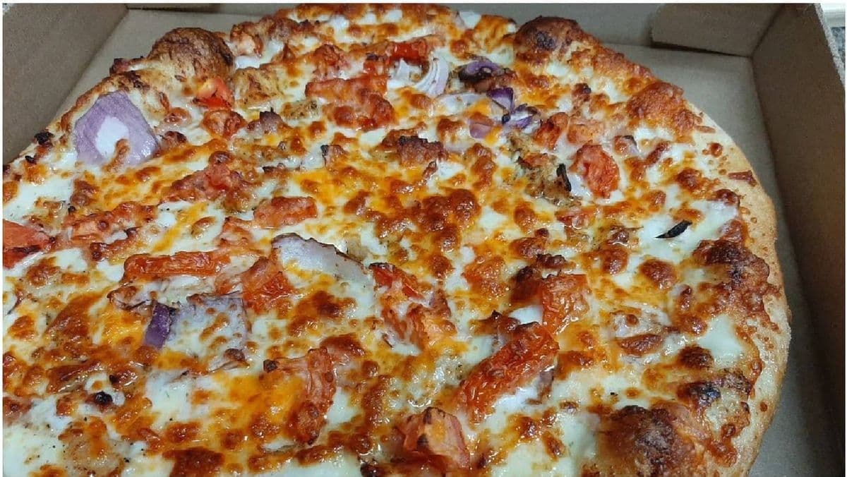 Medium Redneck Pizza