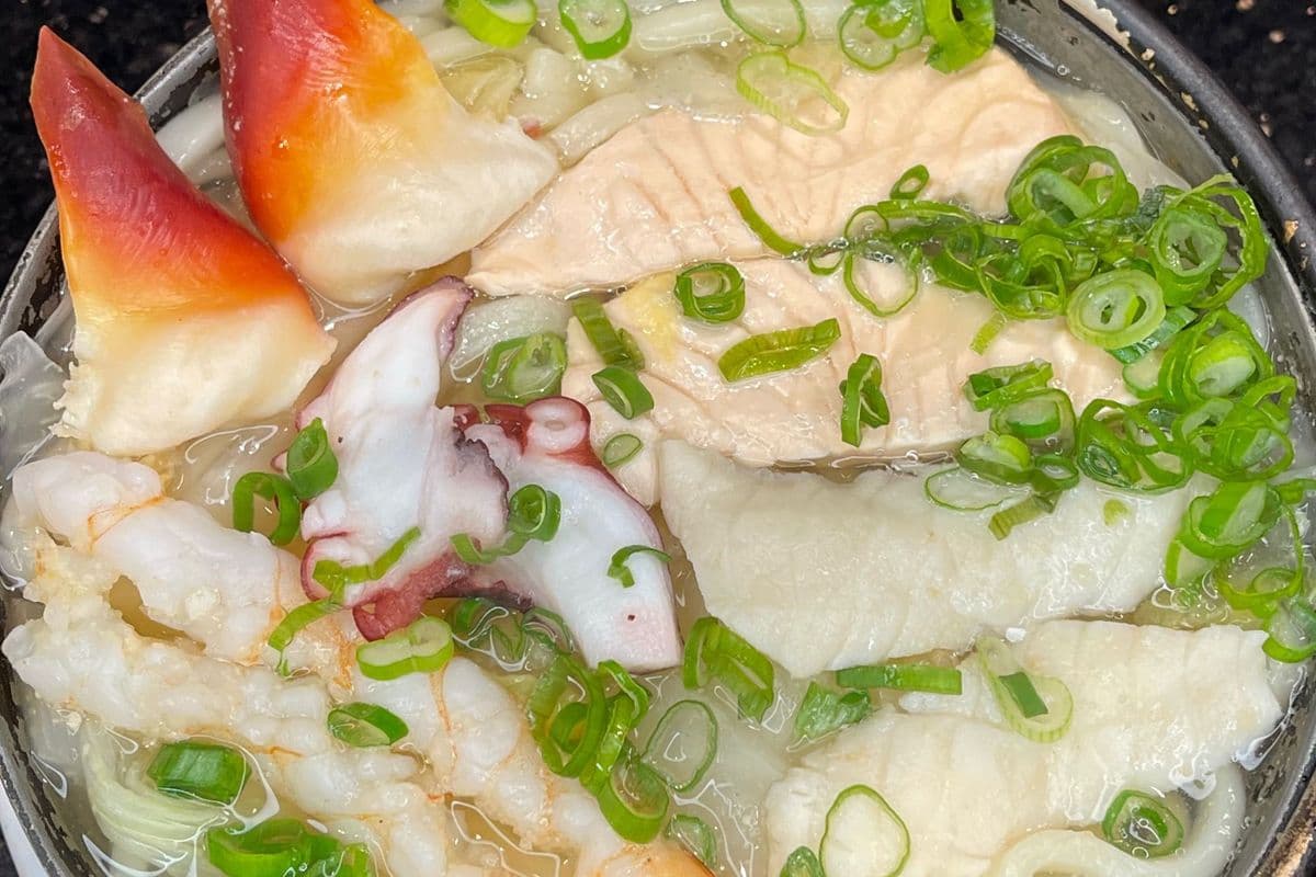 Seafood Nabeyaki Udon