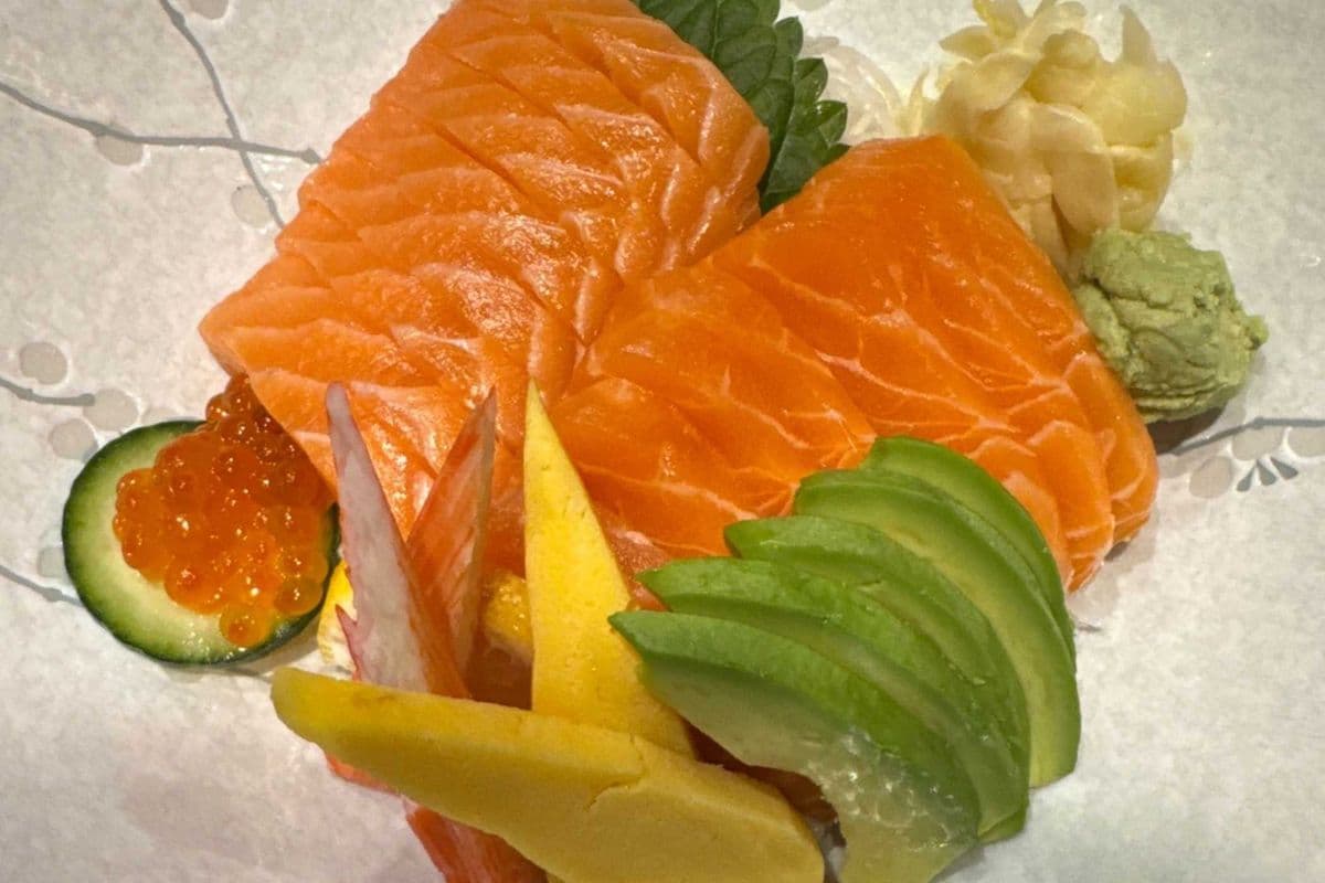 Salmon Chirashi Lunch