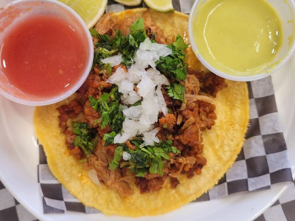 Chori-carnitas Taco