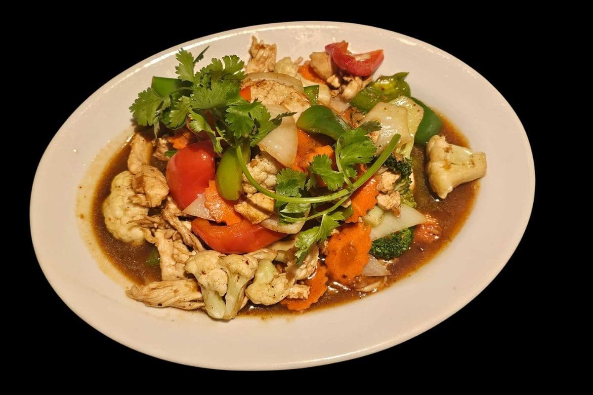 Garlic Chicken or Beef