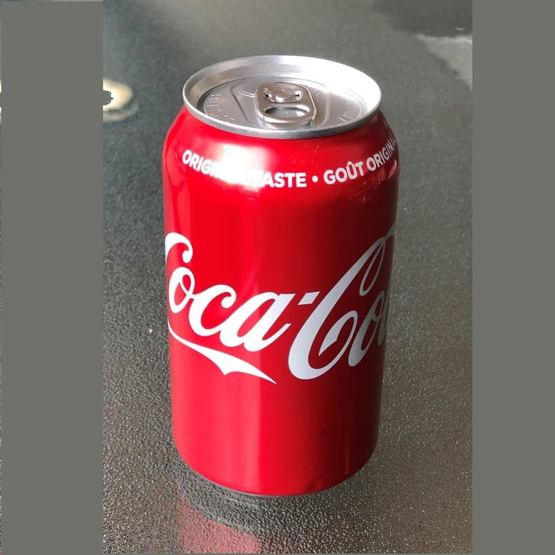 Coke (330 ml)