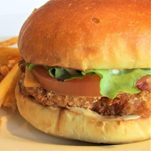 CHIPOTLE CHICKEN BURGER MEAL