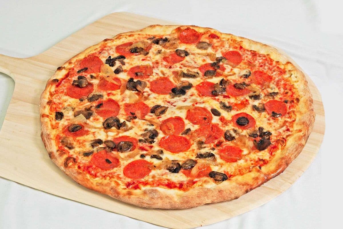 13" Pepperoni and Mushroom Pizza