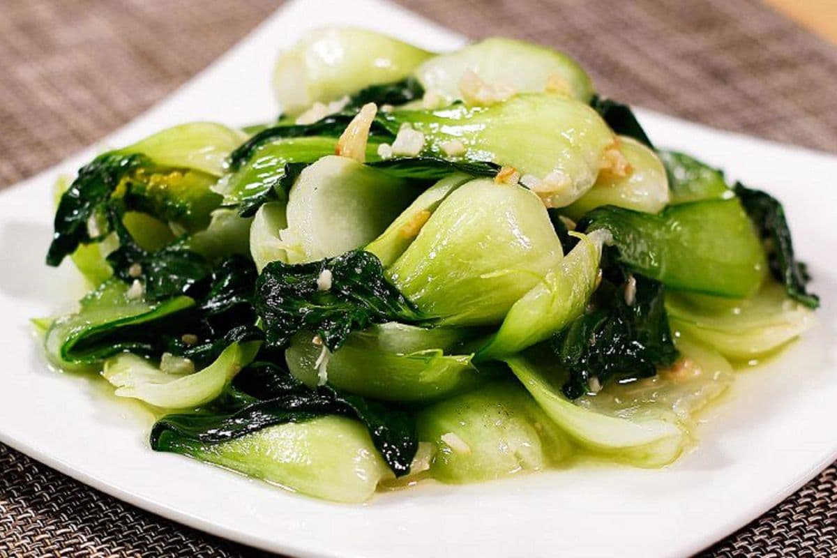 Stir-fried Shanghai Cabbage with Garlic Sauce 蒜蓉白菜苗