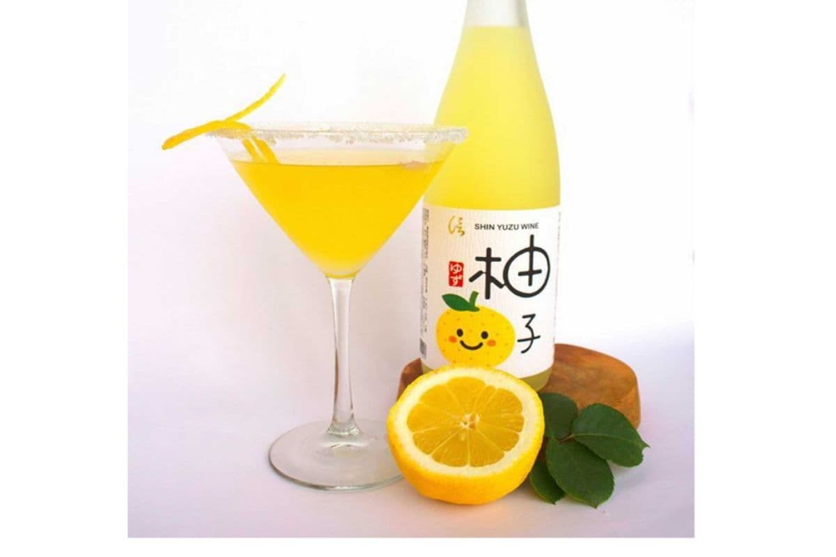 SHIN PREMIUM YUZU WINE-750ML (1 x 750 ML )
