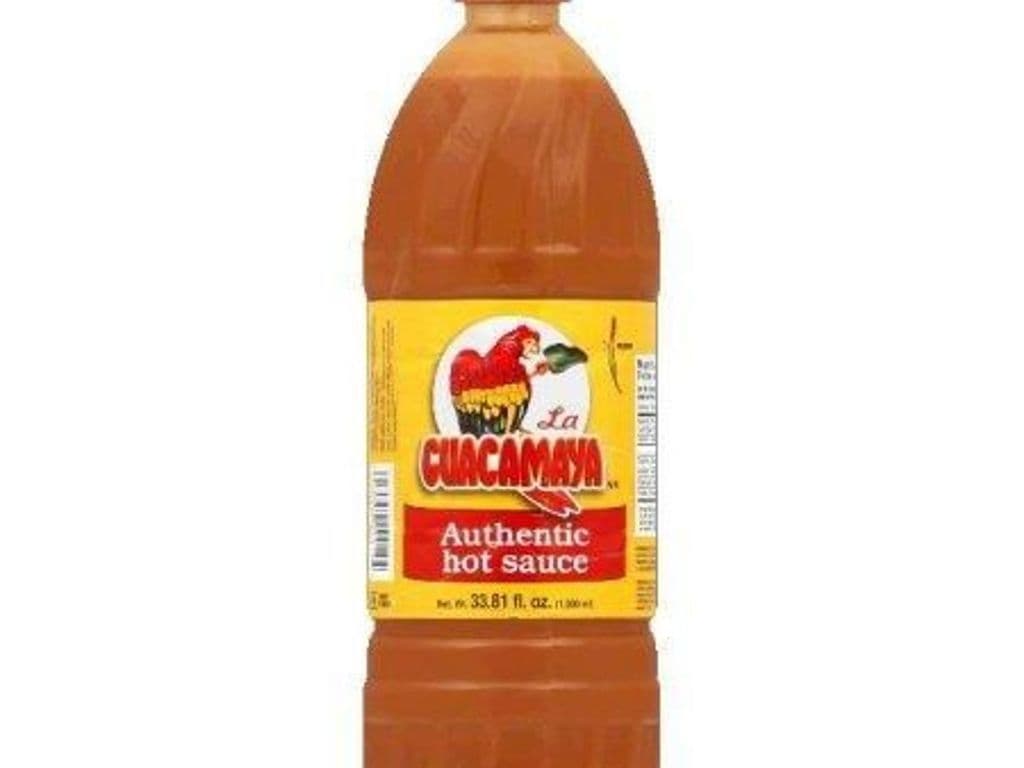 La Guacamaya Authentic Hot Sauce 33.81 FL OZ