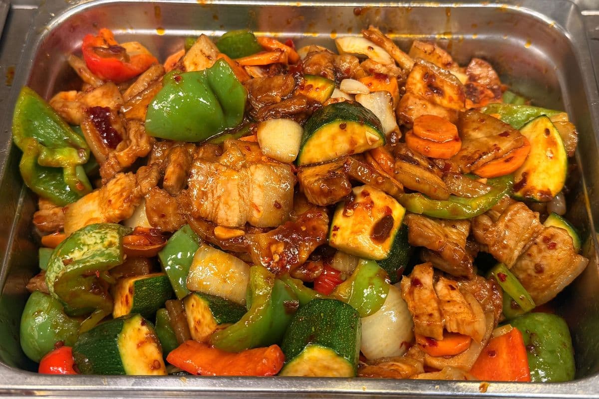 Spicy Pork Belly - 回锅肉 - Large Size (9*6*3 Inch Container )