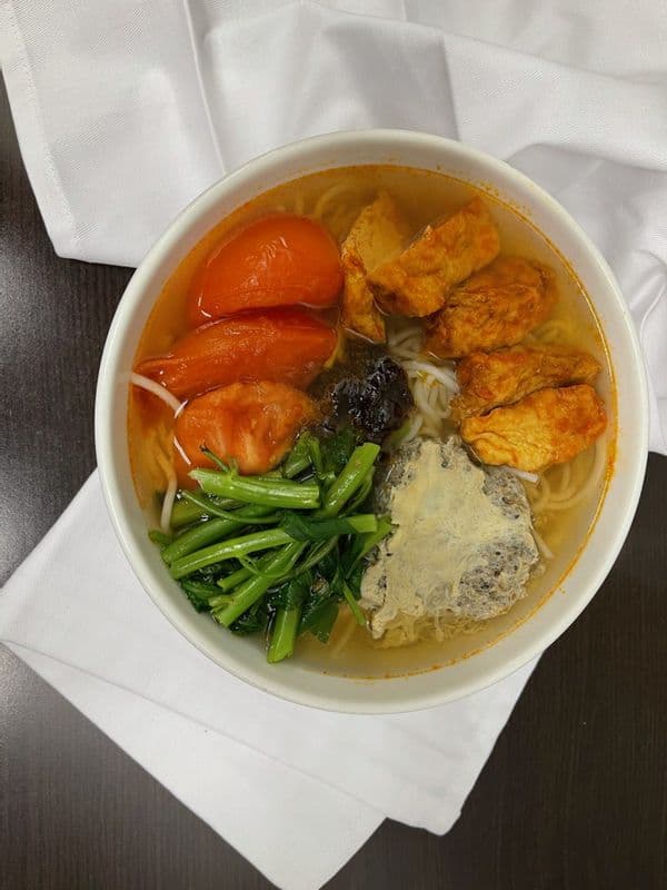 Soupe Canh Bun / Tomete Soup