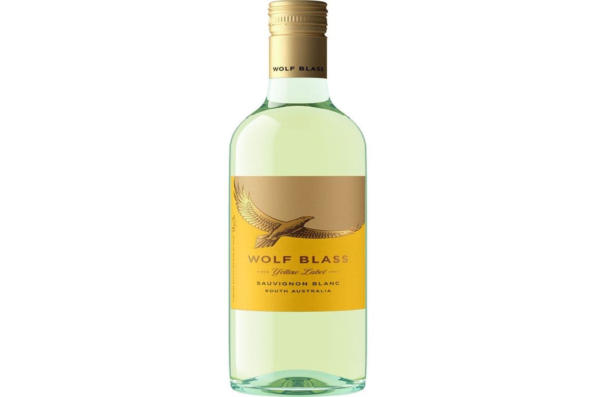 Wolf Blass Yellow Label Sauvignon Blanc (1 x 750 mL)