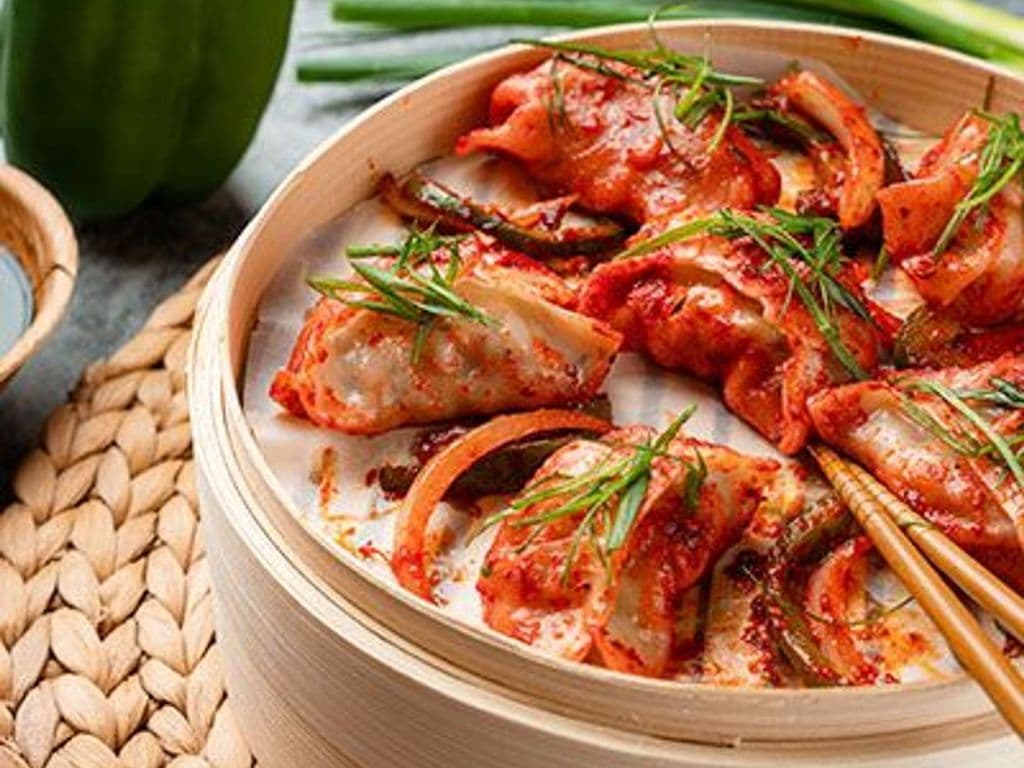 Chilli Veggie Momos (6 Pieces)