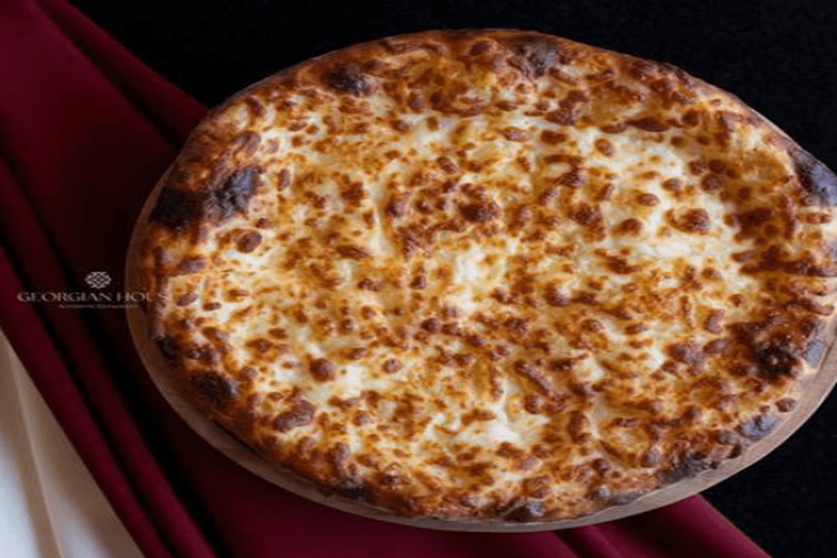 Megruli Khachapuri