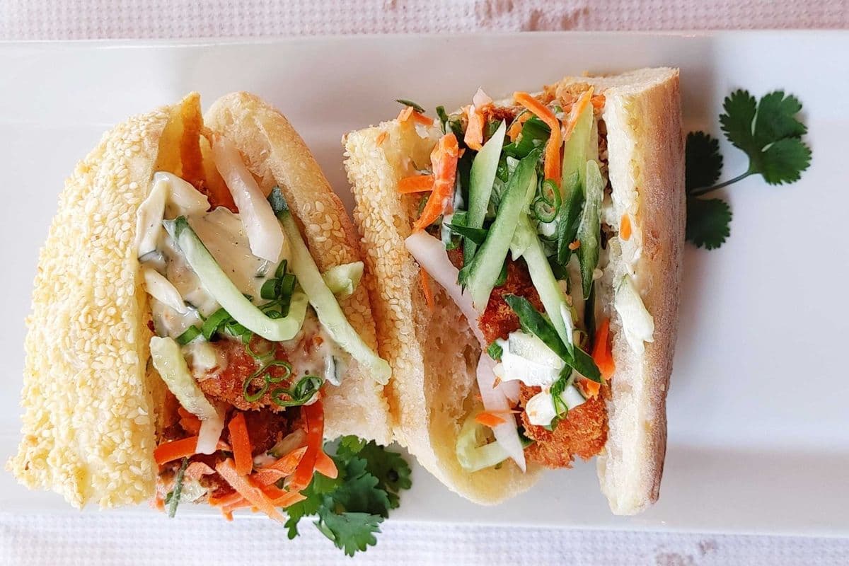 Zhima Bao au Galette Végé / Veggie Pattie Zhima Bao