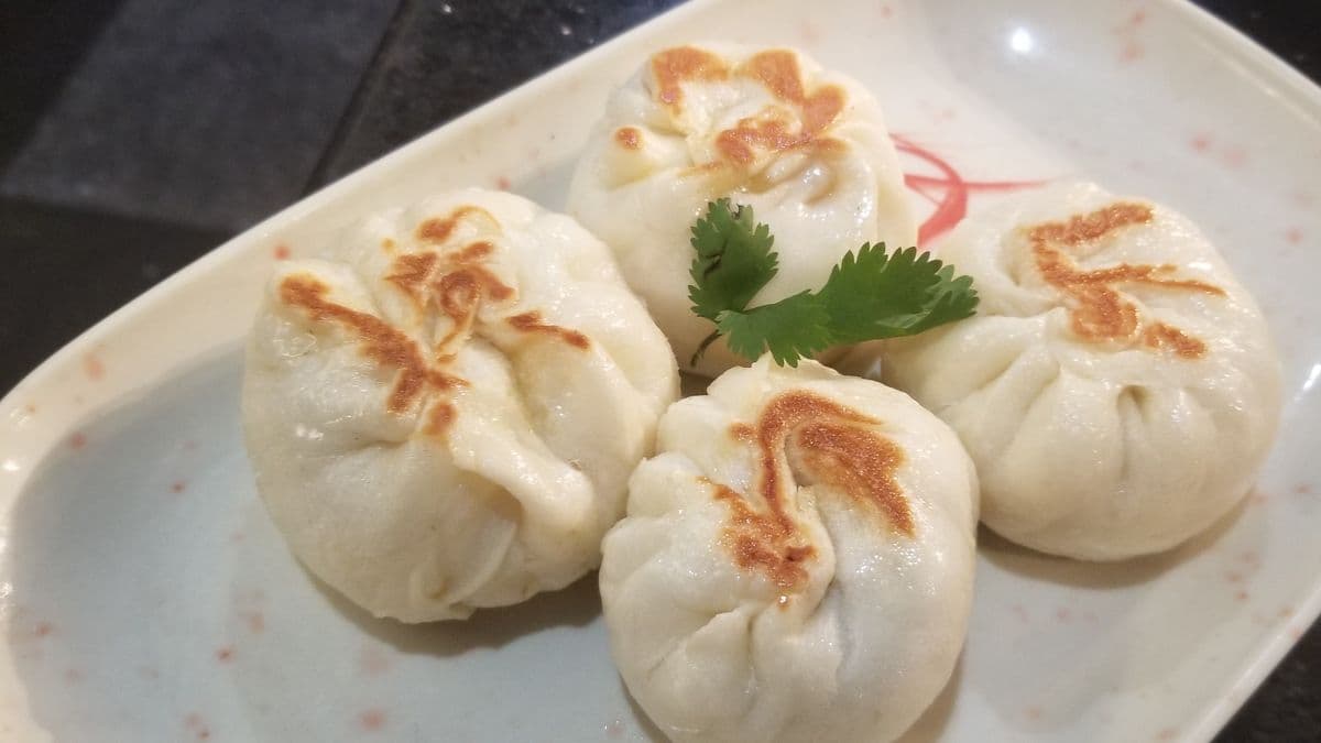 Grilled Beef Bun (4 Pcs)