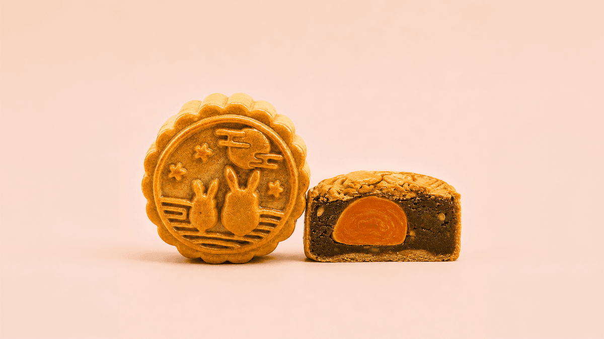 Traditional Mooncake - Pistachio Salted Egg (Single)