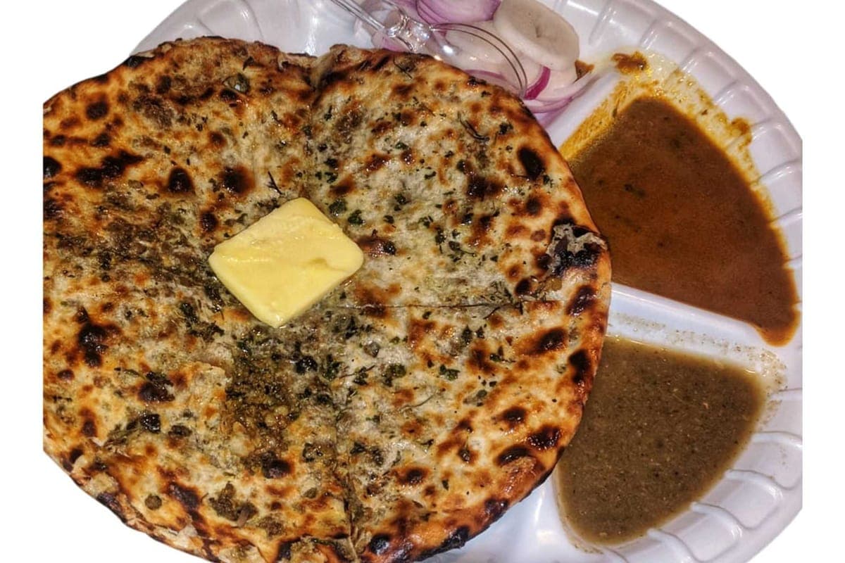 Chicken Keema Naan with Gravy