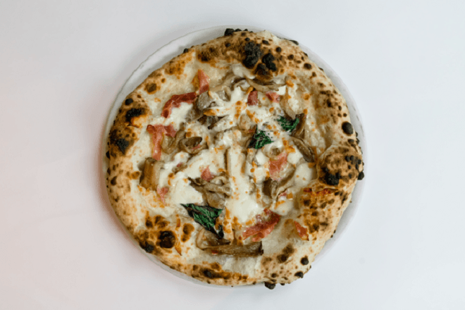 Provola Pizza