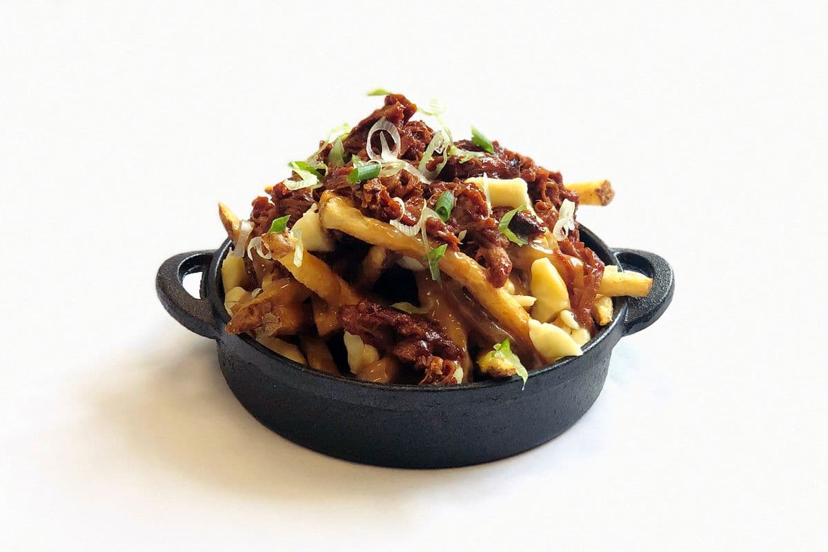 Pigskins Pulled Pork Poutine