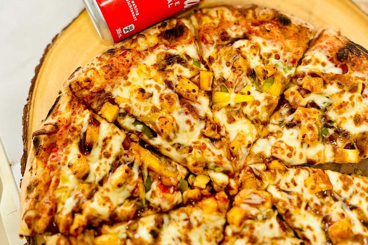 9" Veg Chili Honey Garlic (6 slices)