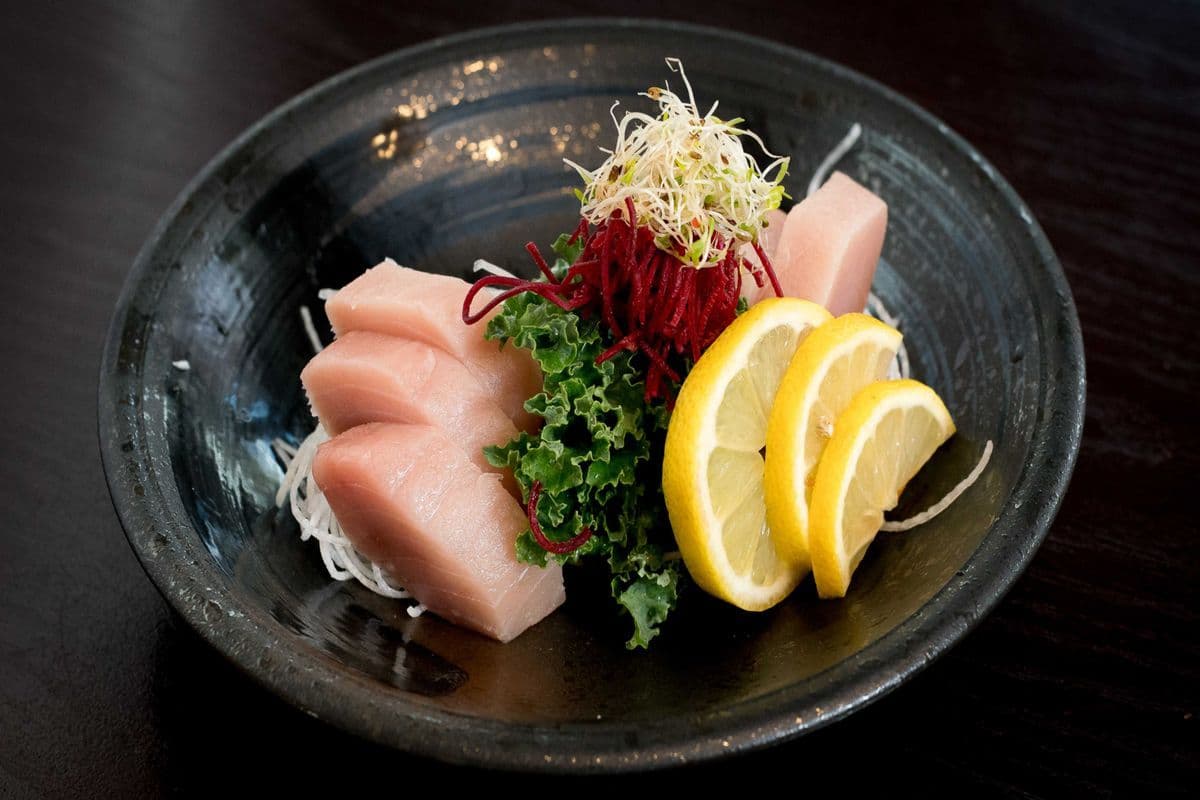 Tuna Sashimi (Full) (6 pcs)