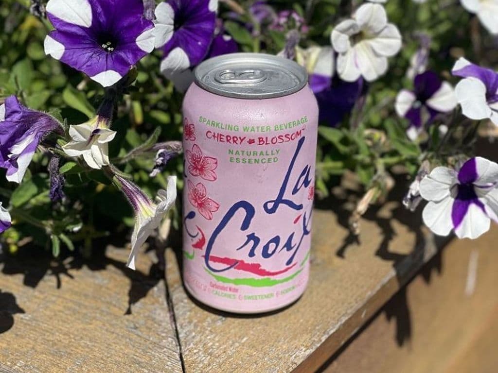 La Croix Guava Sparkling Water