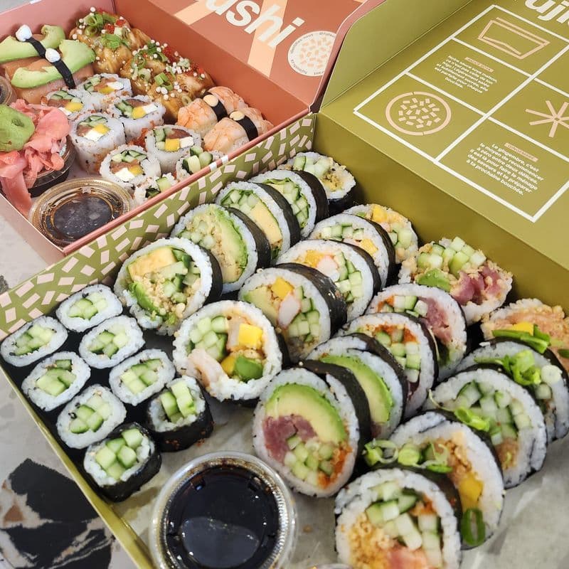 Plateaux du chef - 44 morceaux / Chef’s Platters - 44 Pieces