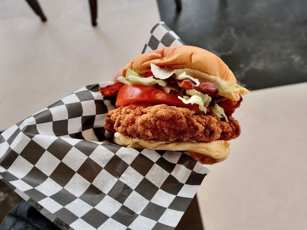 BURGER BLT
