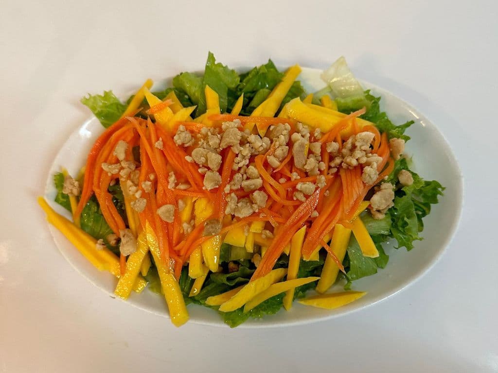 Mango Salad (芒果沙拉)