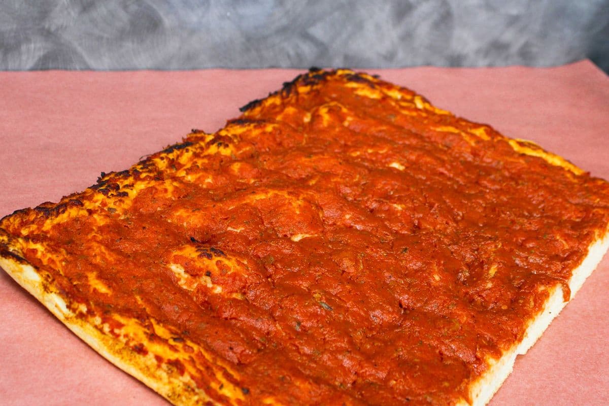 Pizza tomate entière / Tomato Pizza Full
