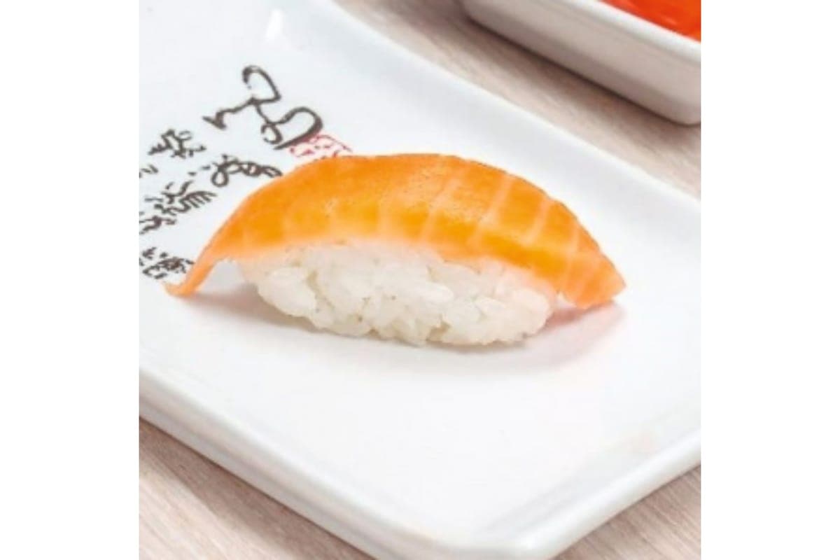 Sake Sushi - Salmon (2 pcs)