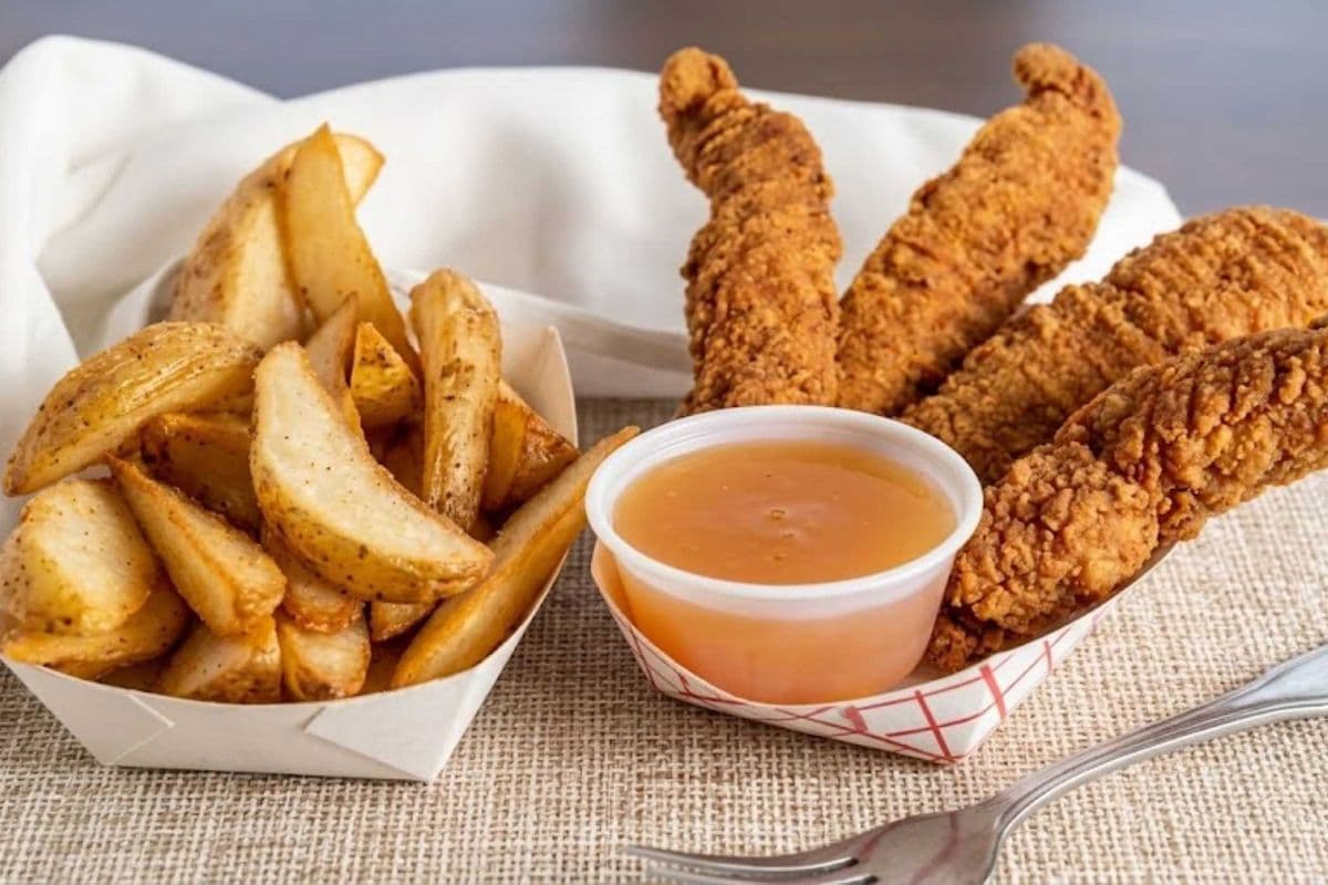 Fingers Small Meal with Fries