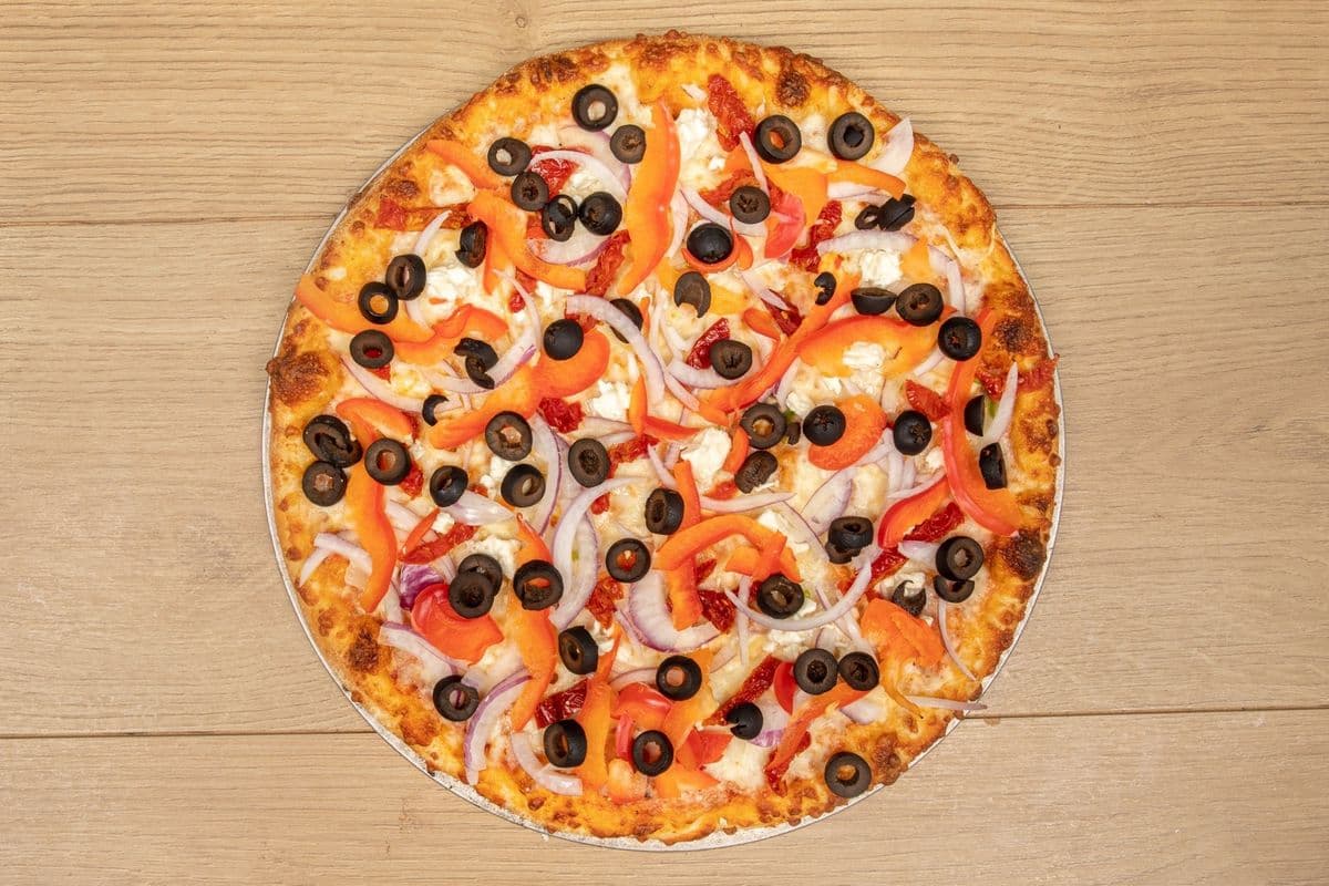 12" Medium Mediterranean Pizza