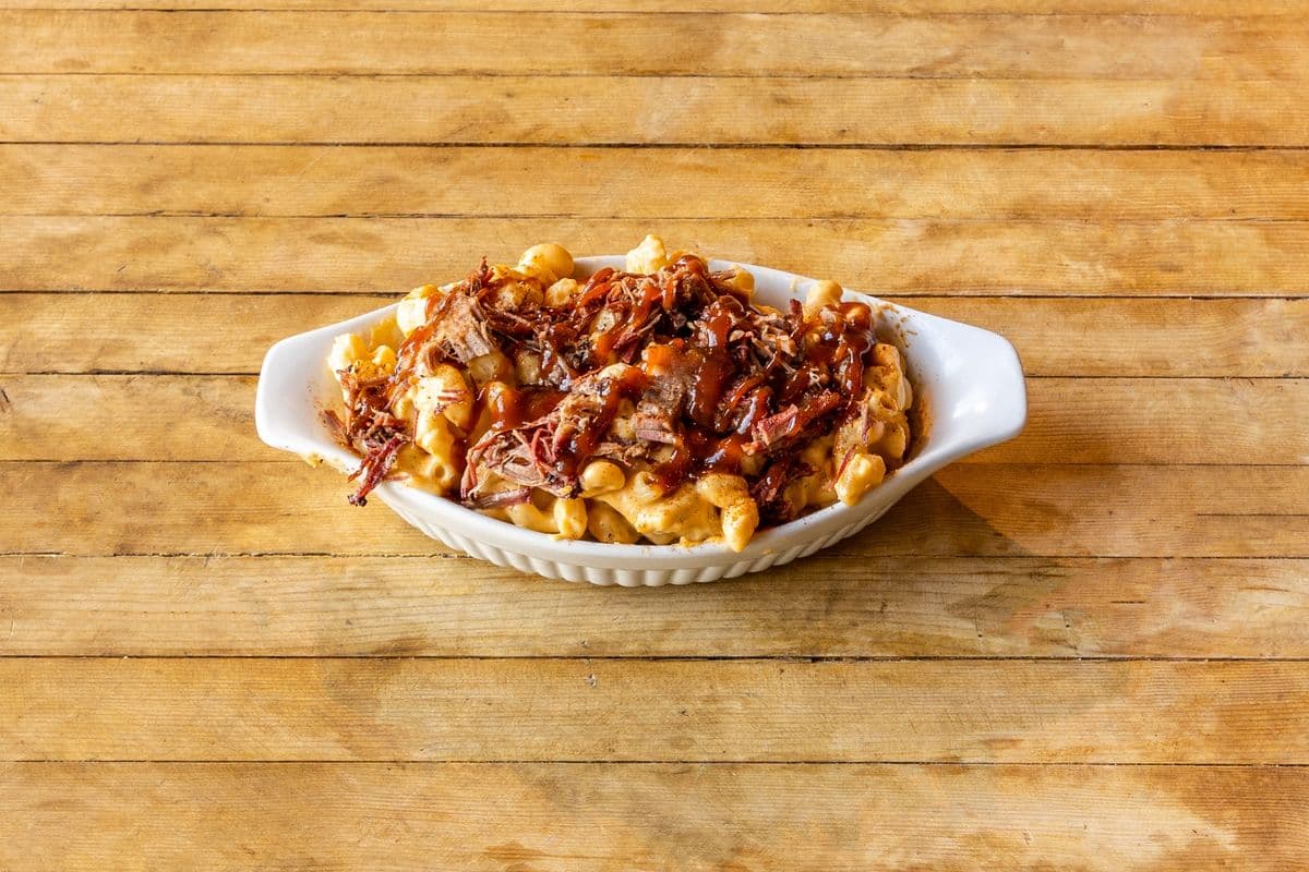 Le debri au bbq mac and cheese