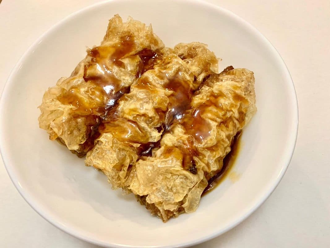 Bean Curd Rolls 腐皮鮮竹卷 (3 pcs)