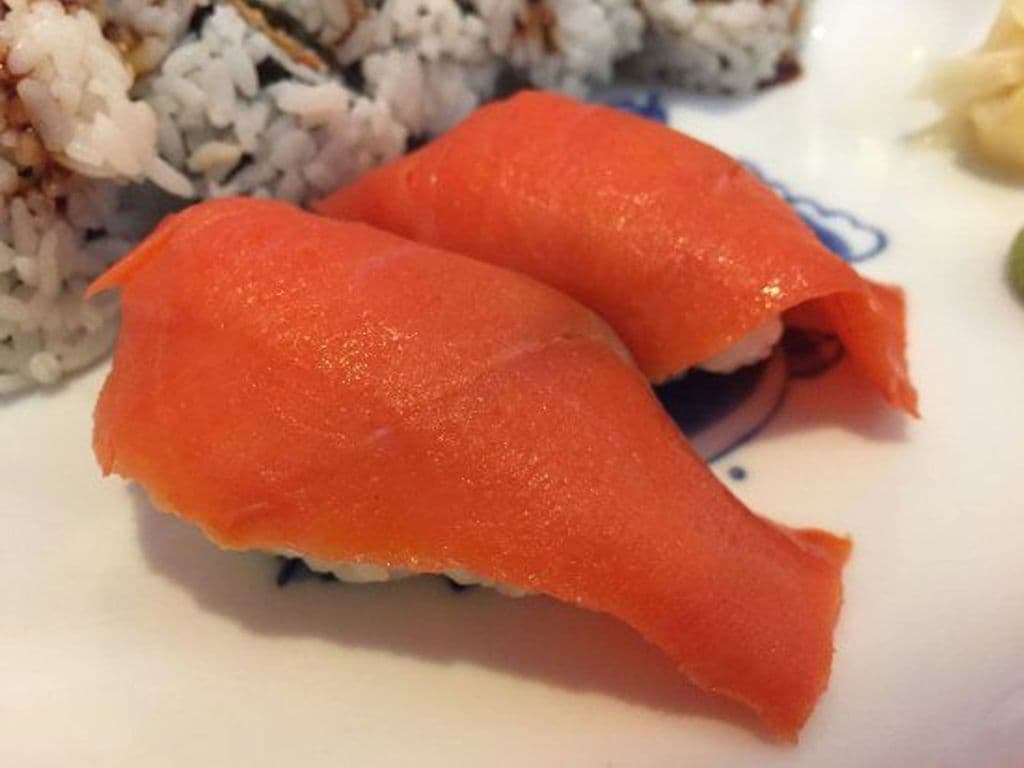 Smoke Salmon Sushi